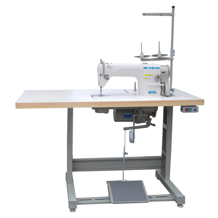 本实用新型提供了一种具有辅助穿线、为实现上述目的