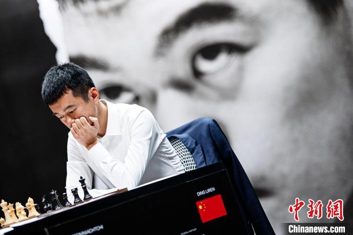 2023年国象世界冠军赛在阿斯塔纳正式揭幕 丁立人