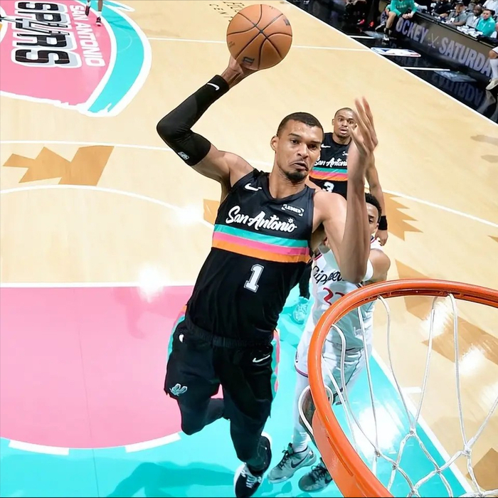 文班亚马若获MVP将刷新多项历史纪录