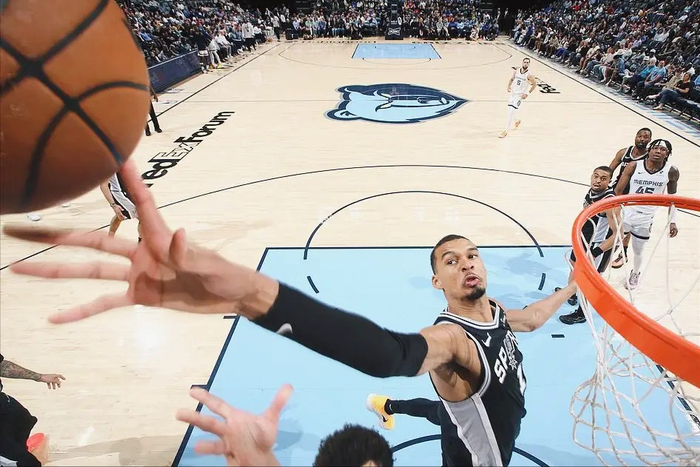 文班亚马若获MVP将刷新多项历史纪录