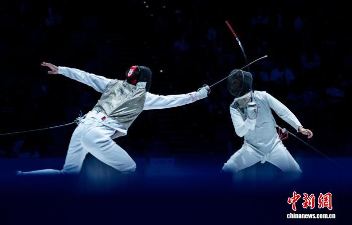 粤港澳全运会男子花剑个人赛决赛，福建新秀许