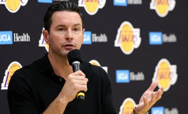 东契奇回归训练 湖人系列赛先拔头筹