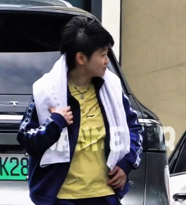 国乒备战伦敦世乒赛 王楚钦伤病隐患引关注